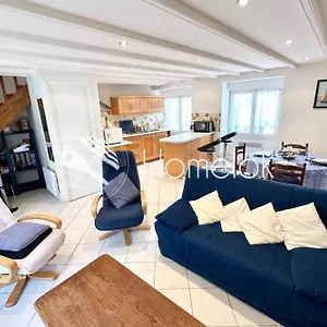 https://maison-de-charme-terrasse-5min-des-port-louis.inbrittany.com